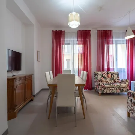 Apartment Elegante In Via Cavour Florence